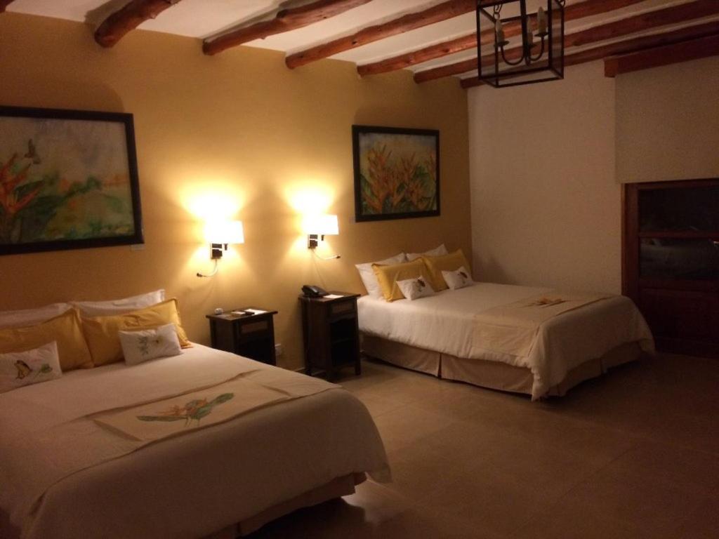 El Pueblito Iguazu Otel Puerto Iguazú Dış mekan fotoğraf