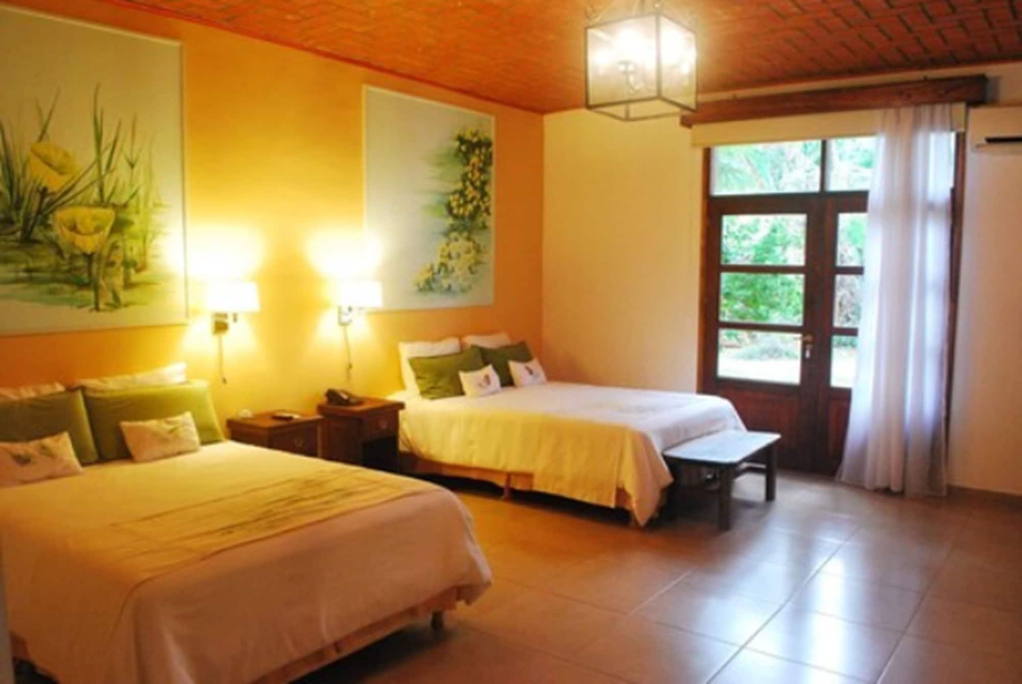 El Pueblito Iguazu Otel Puerto Iguazú Dış mekan fotoğraf