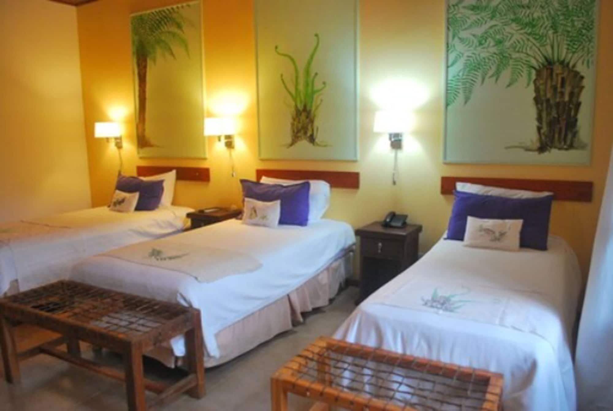 El Pueblito Iguazu Otel Puerto Iguazú Dış mekan fotoğraf