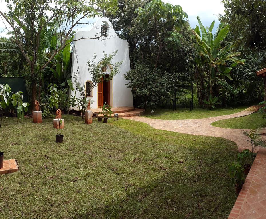 El Pueblito Iguazu Otel Puerto Iguazú Dış mekan fotoğraf