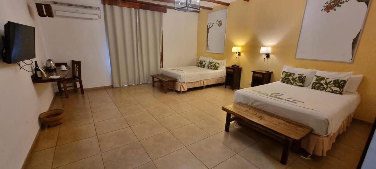 El Pueblito Iguazu Otel Puerto Iguazú Dış mekan fotoğraf