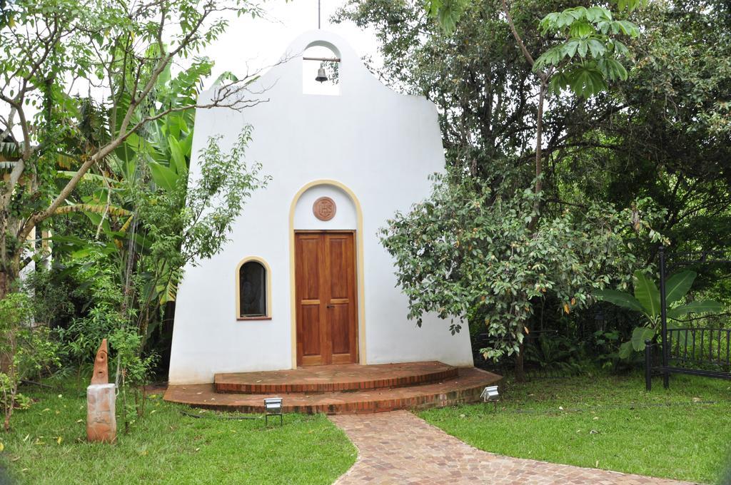 El Pueblito Iguazu Otel Puerto Iguazú Dış mekan fotoğraf