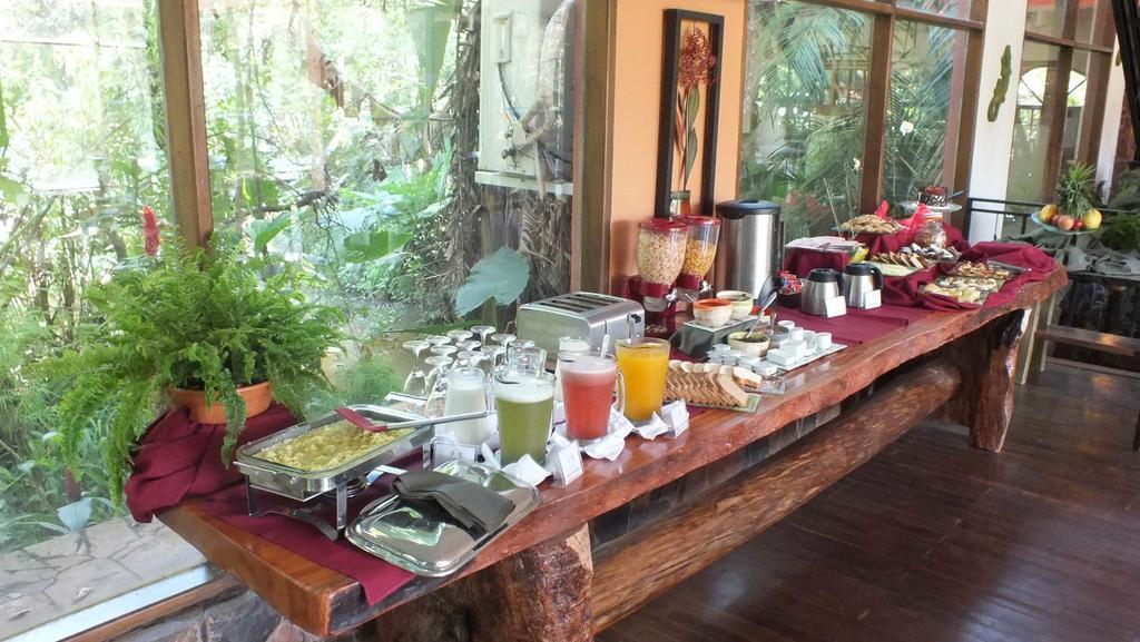 El Pueblito Iguazu Otel Puerto Iguazú Dış mekan fotoğraf