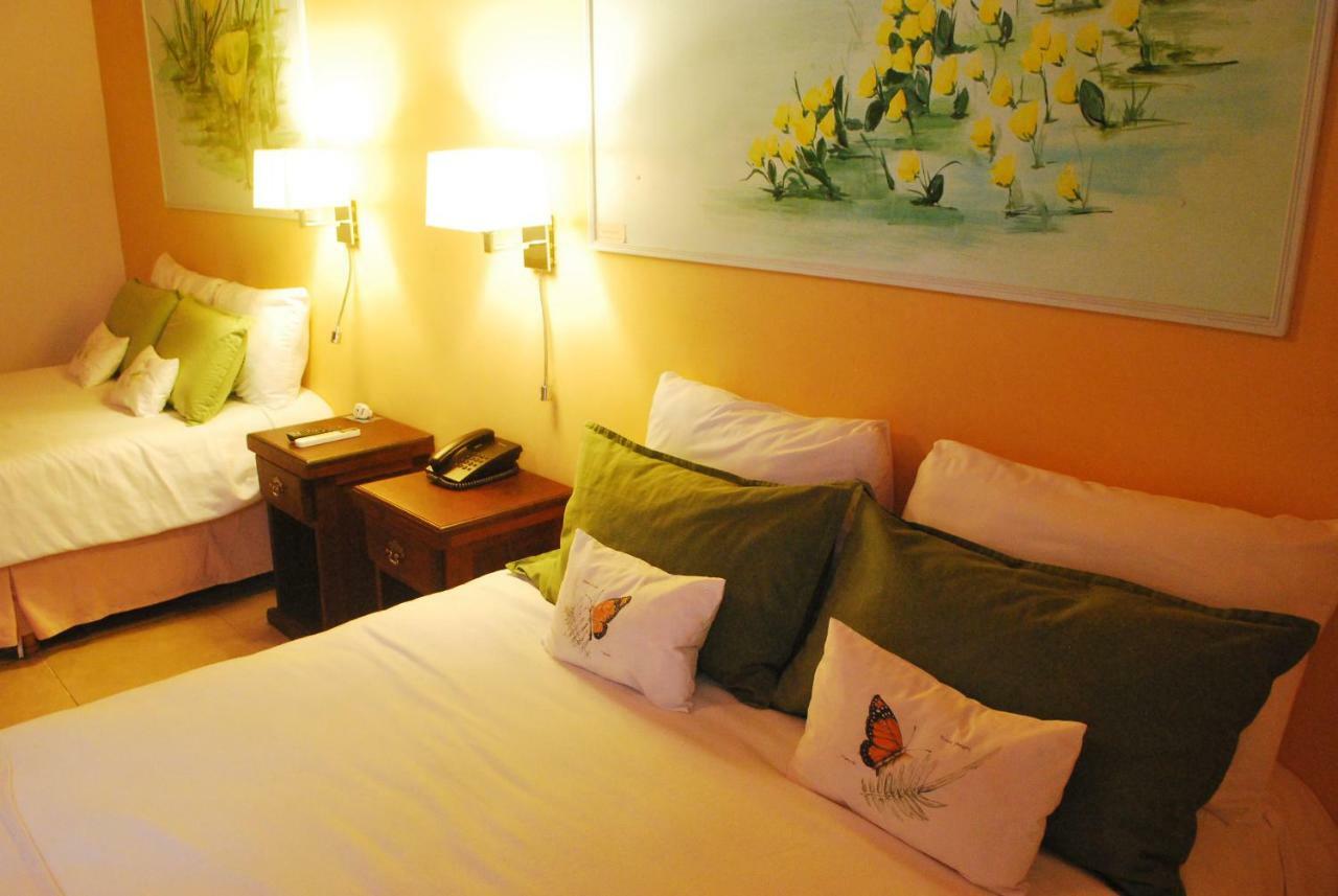 El Pueblito Iguazu Otel Puerto Iguazú Dış mekan fotoğraf