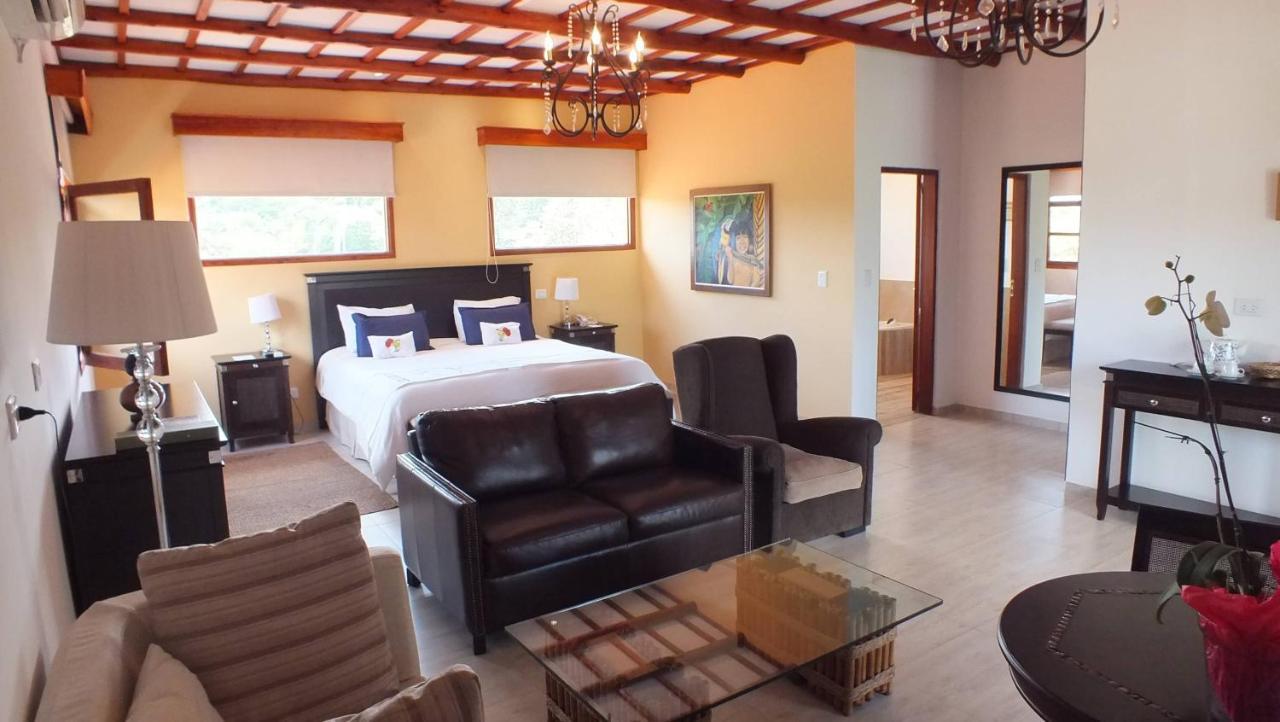 El Pueblito Iguazu Otel Puerto Iguazú Dış mekan fotoğraf